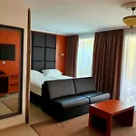 Boutique Bora מלון פאקוסטאן