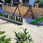 Boutique Bora מלון 5*