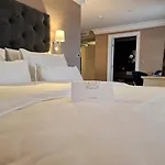 Boutique Bora 5*