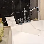 Boutique Bora פאקוסטאן