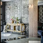 Boutique Bora