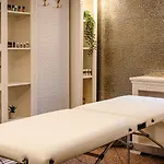 Boutique Bora