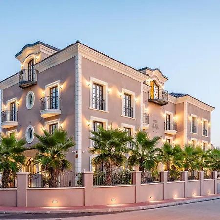 Отель Boutique Bora 5*