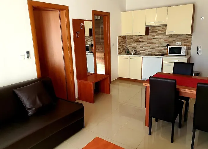 Boutique Bora 5* Пакоштане