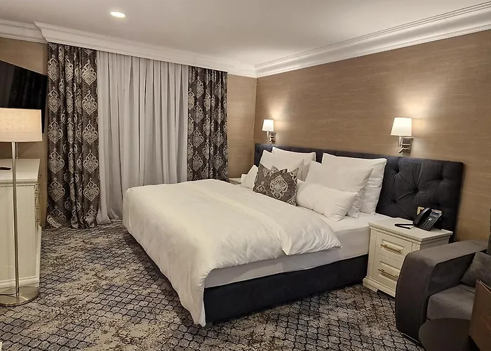 Boutique Hotel Bora 5*