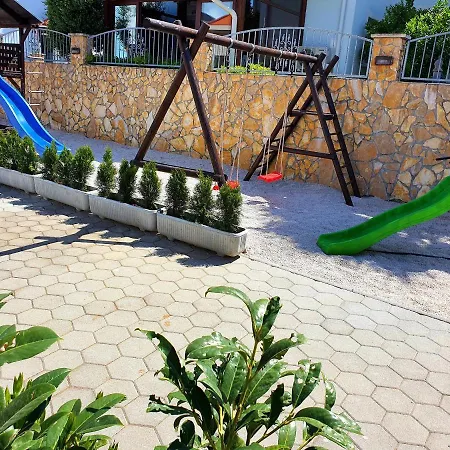 Boutique Bora & Garamm ホテル 5*