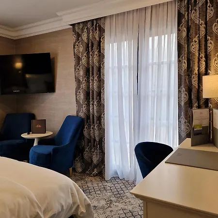 Hotel Boutique Bora & Garamm 5*